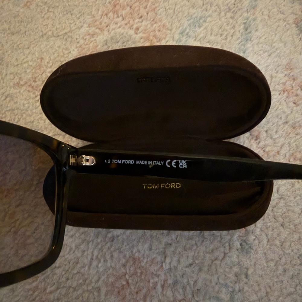 Tom Ford Selby Dark Havana Sunglasses - Brown Gradient - Picture 4 of 4